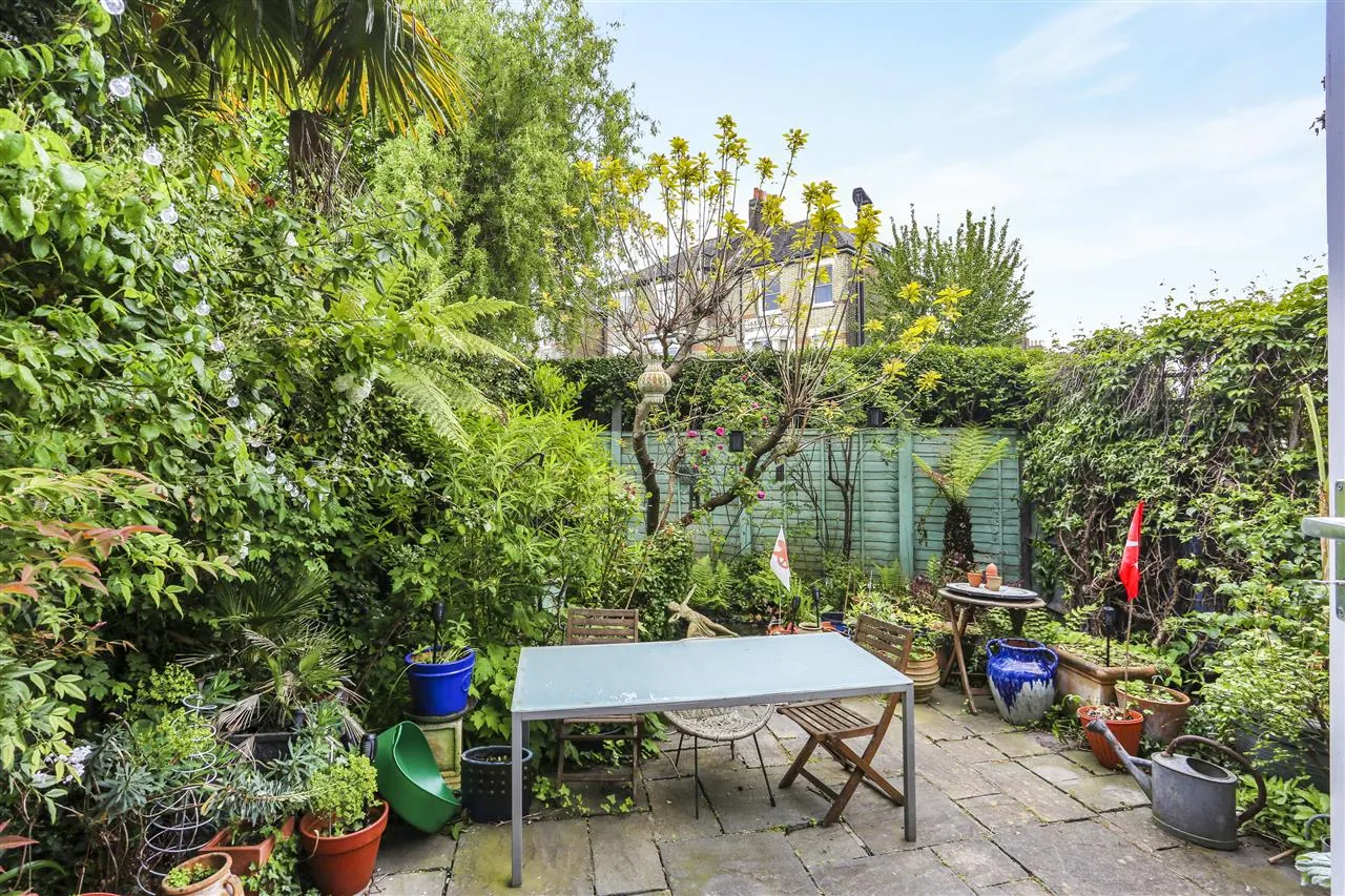 Lady Margaret Road, London, photo 11