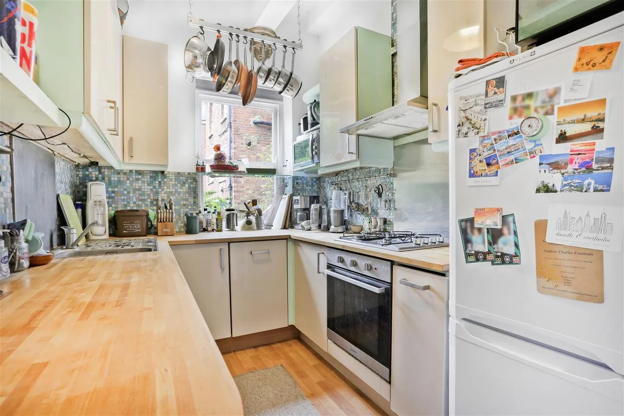 Lady Margaret Road, London, photo 5