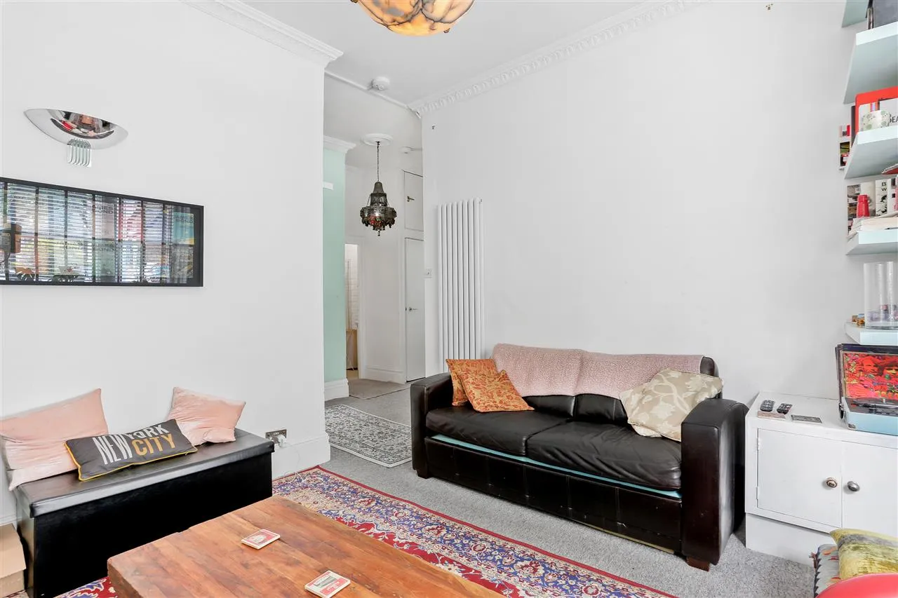 Lady Margaret Road, London, photo 12