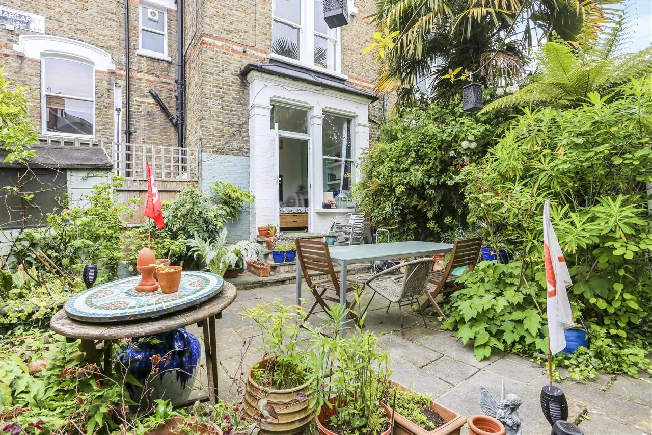 Lady Margaret Road, London, photo 10