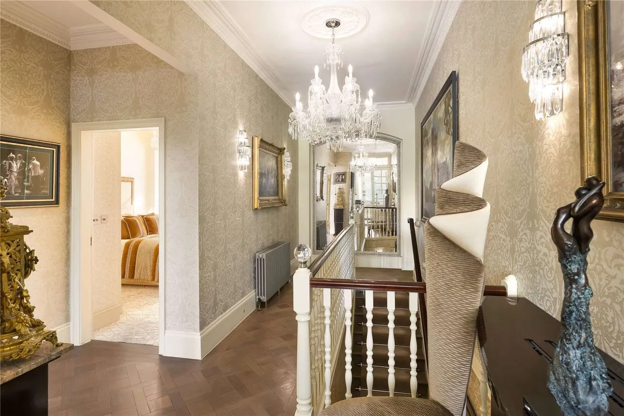 Eaton Square, London, SW1W 9BG, photo 2
