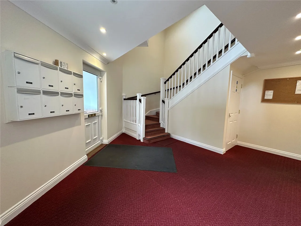Scarlet Oaks, Camberley, Surrey, GU15 1RD, photo 8