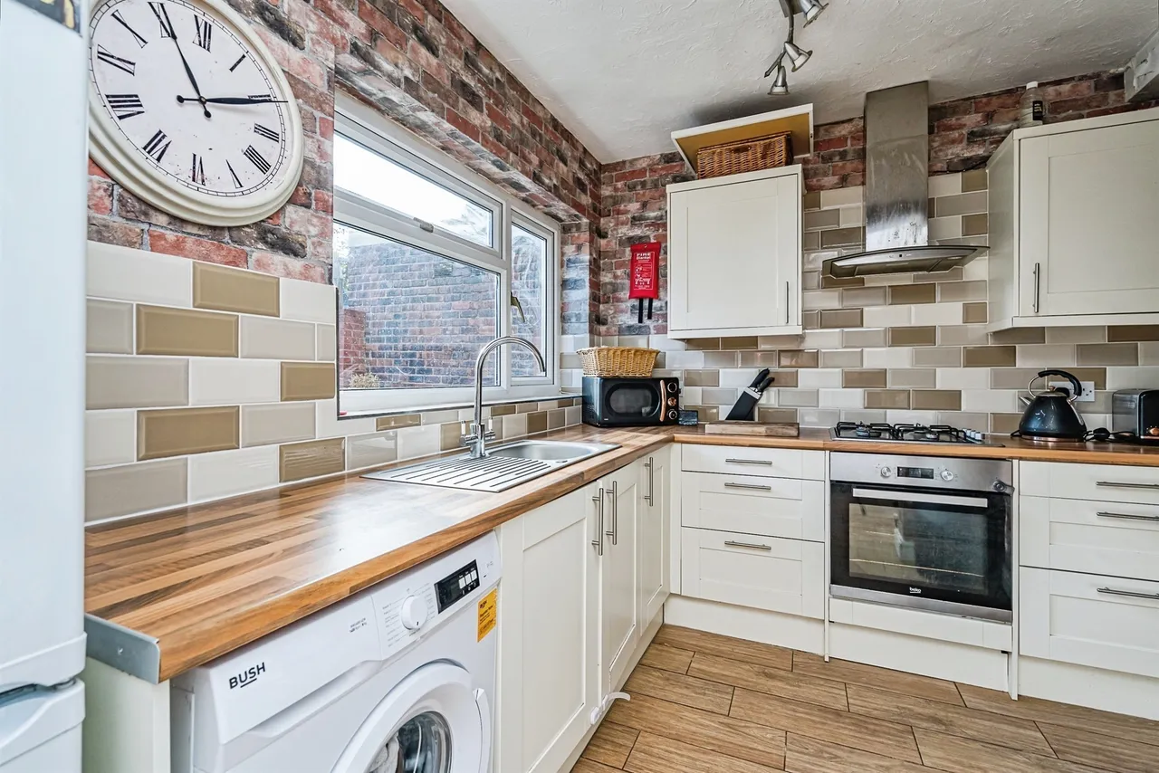 Old Park Road, Wrens Nest, Dudley, photo 3