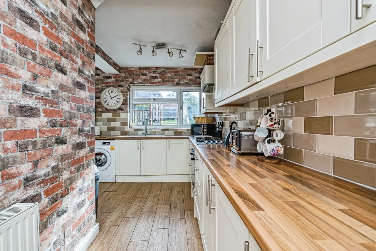 Old Park Road, Wrens Nest, Dudley, photo 11