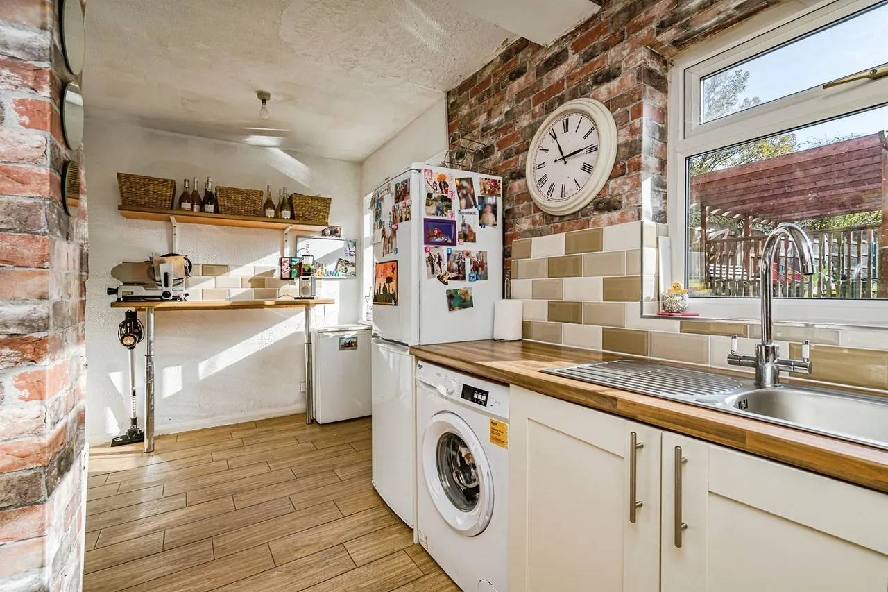 Old Park Road, Wrens Nest, Dudley, photo 10