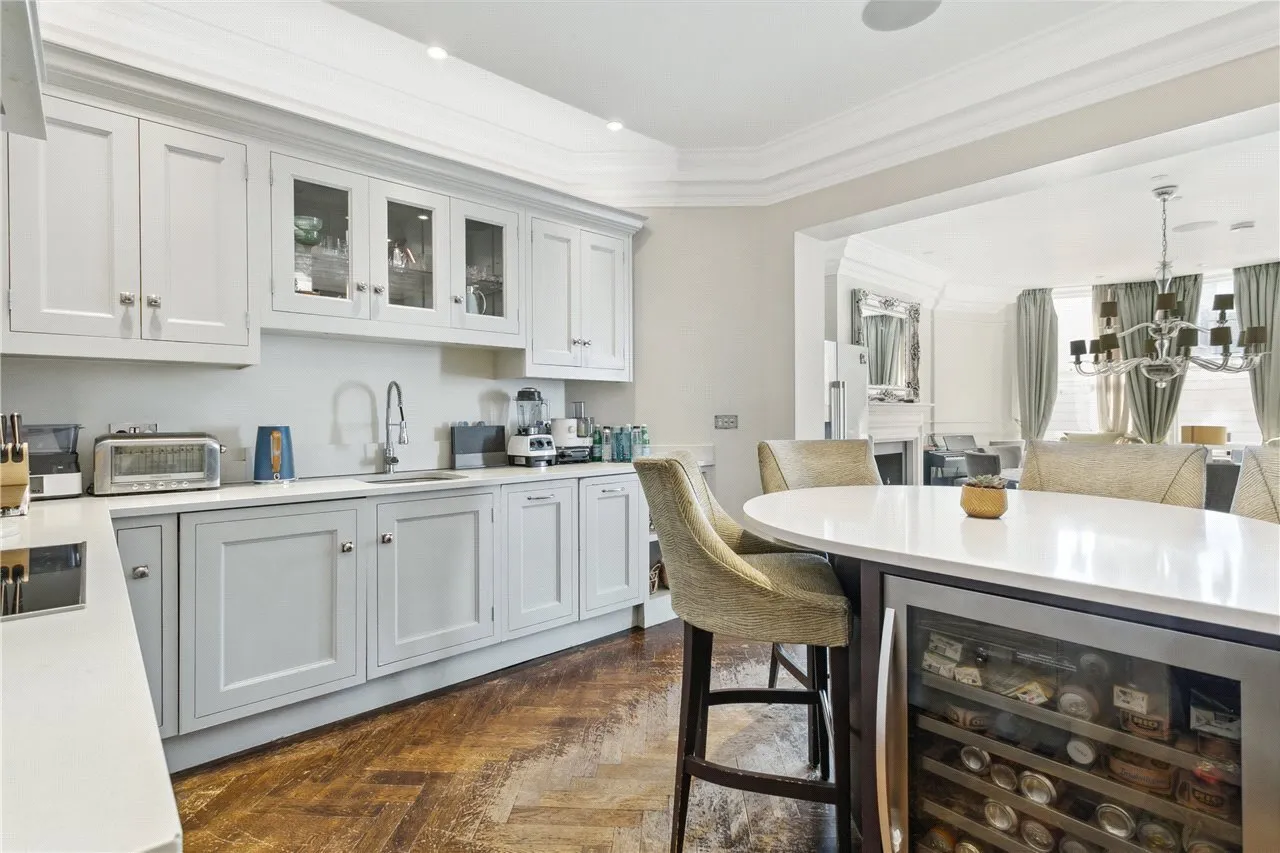 Marloes Road, Kensington, London, W8, photo 3
