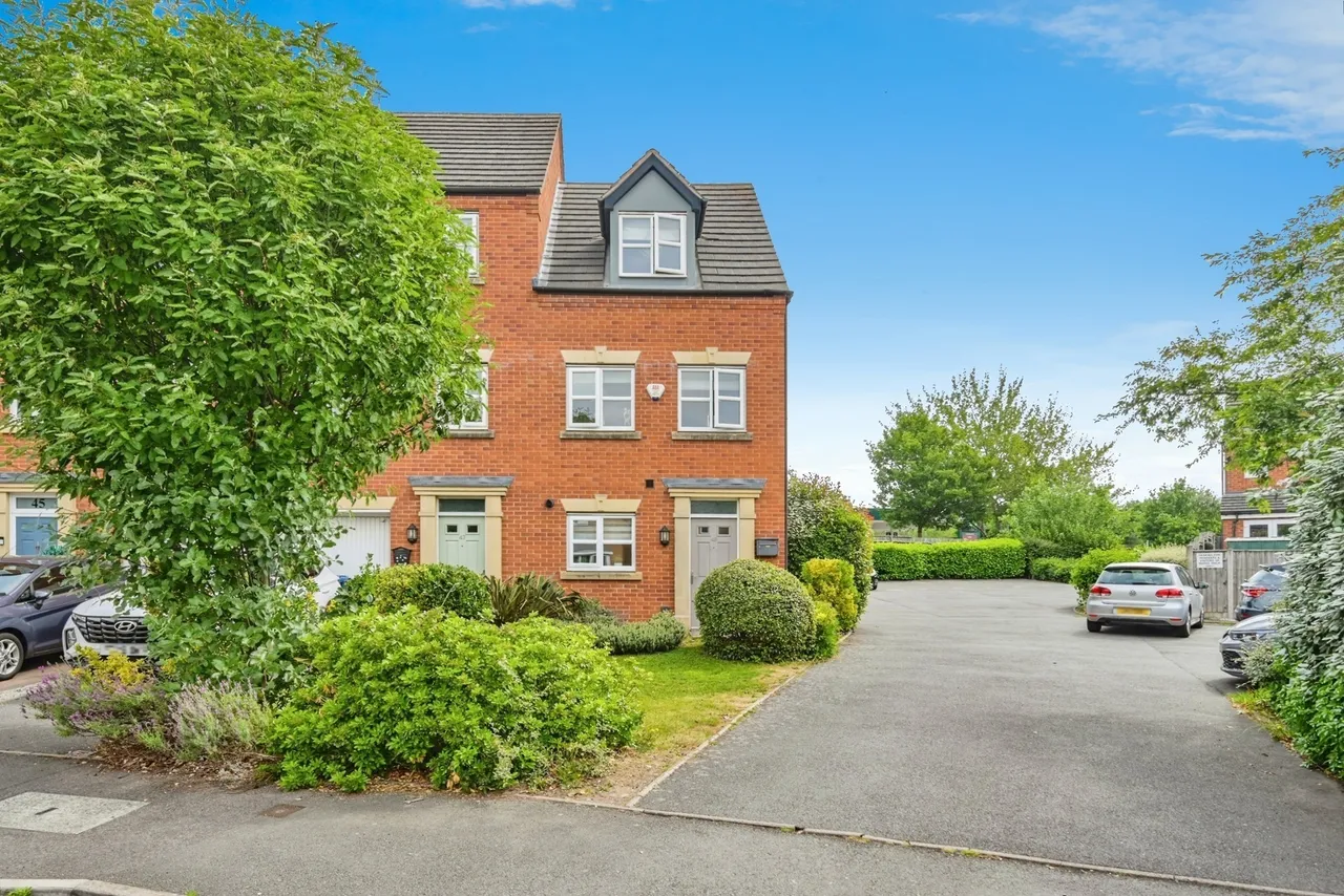 Lowes Drive, Tamworth, Staffordshire, B77, photo 16