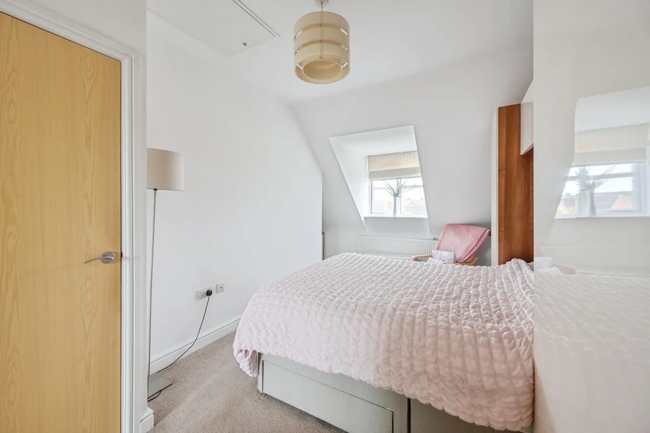 Lowes Drive, Tamworth, Staffordshire, B77, photo 8