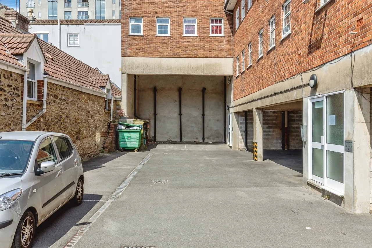 Richmond Dale, Bristol, BS8, photo 13