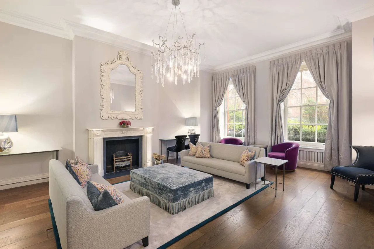 4 bed flat for sale — Cadogan Square, London, SW1X 0JW