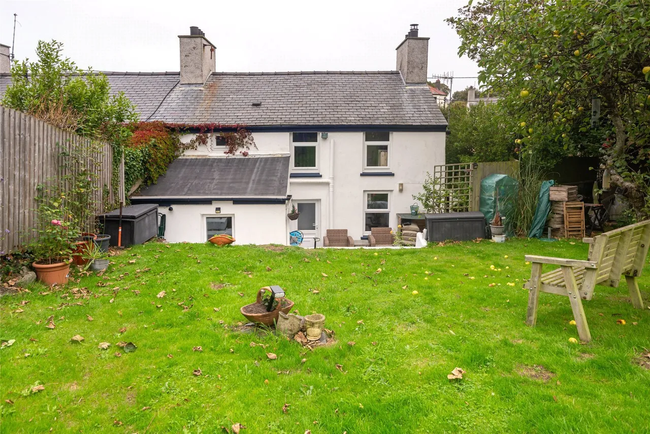 Llaneilian Road, Amlwch, photo 9