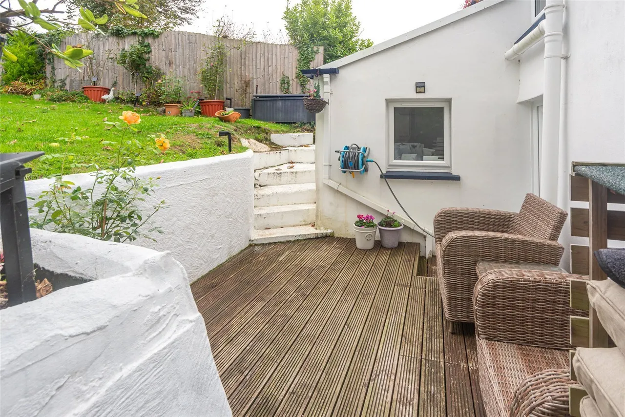 Llaneilian Road, Amlwch, photo 12