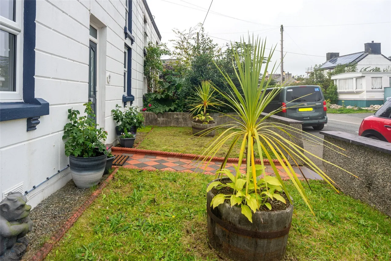 Llaneilian Road, Amlwch, photo 22