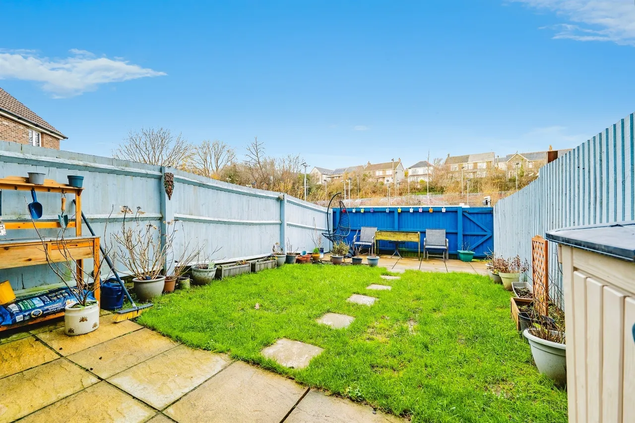 Nant Y Dwrgi PONTYCLUN, CF72, photo 2