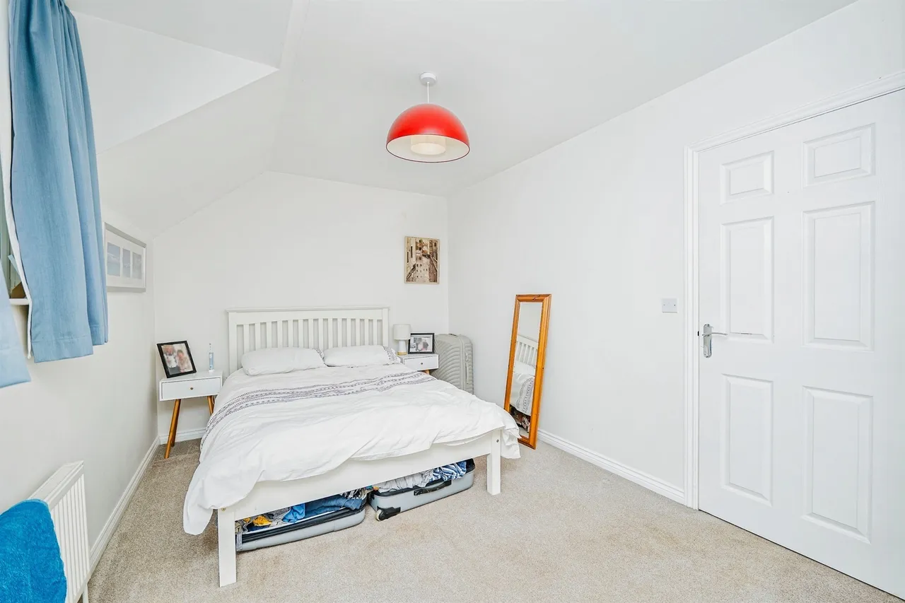 Nant Y Dwrgi PONTYCLUN, CF72, photo 5