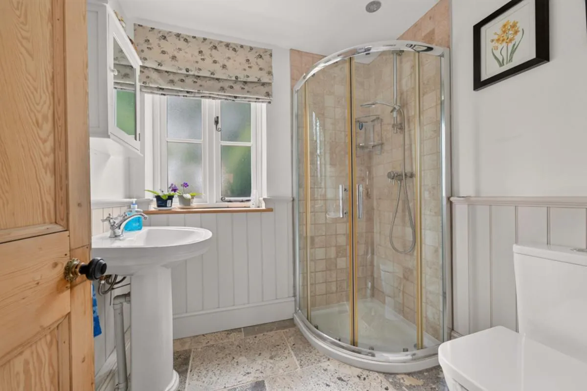 Main Road, Hawksworth, NG13, photo 11