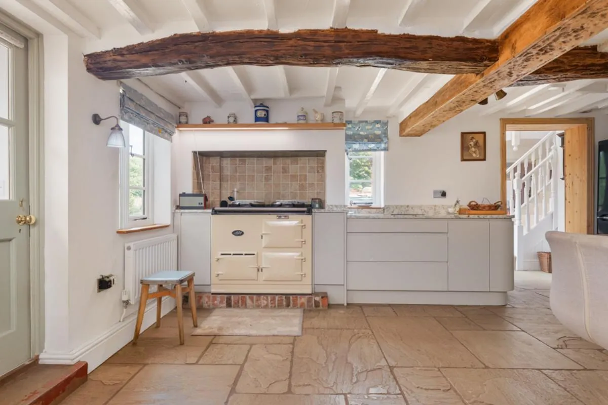 Main Road, Hawksworth, NG13, photo 9