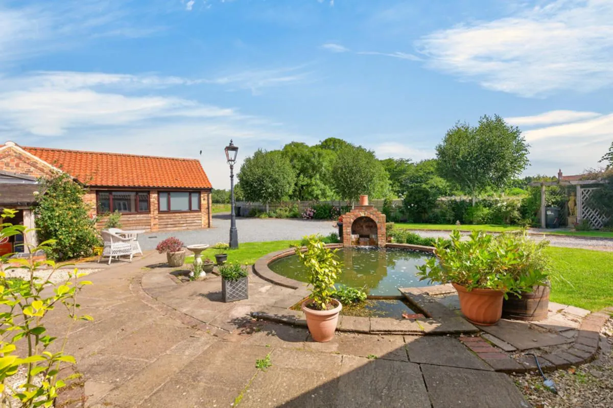Main Road, Hawksworth, NG13, photo 24