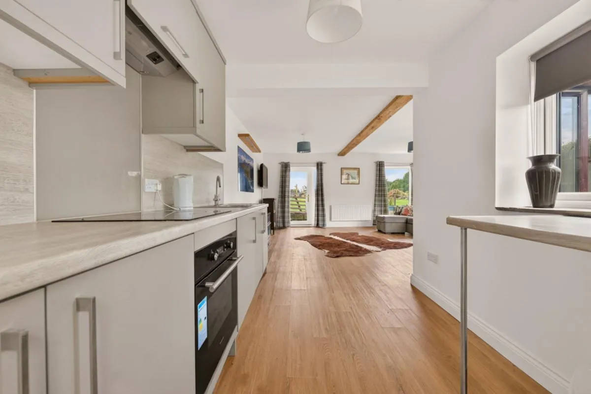 Main Road, Hawksworth, NG13, photo 25