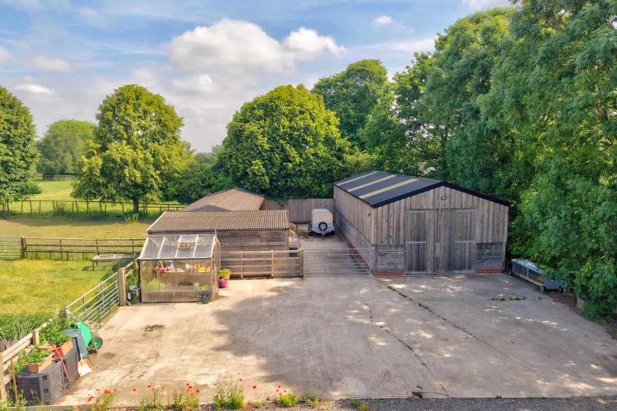 Main Road, Hawksworth, NG13, photo 19
