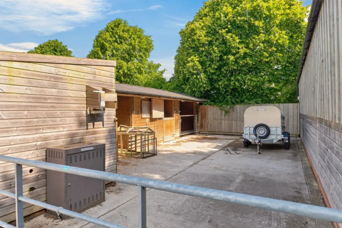 Main Road, Hawksworth, NG13, photo 20