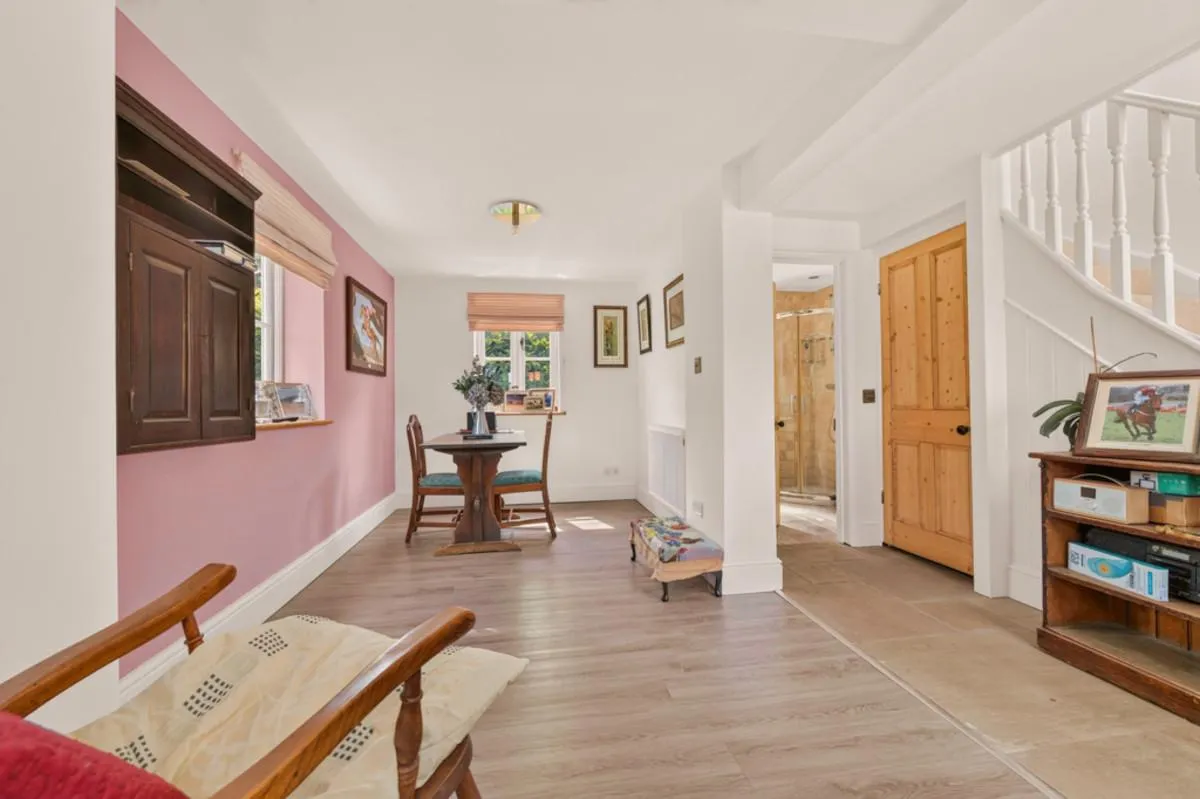 Main Road, Hawksworth, NG13, photo 10
