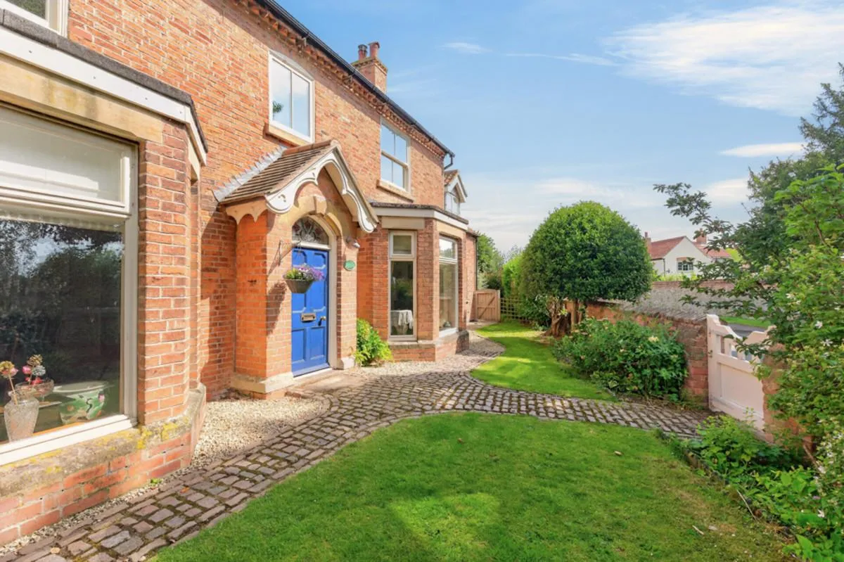 Main Road, Hawksworth, NG13, photo 23