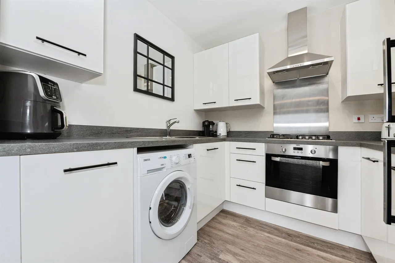 Windstar Drive, South Ockendon, RM15, photo 7