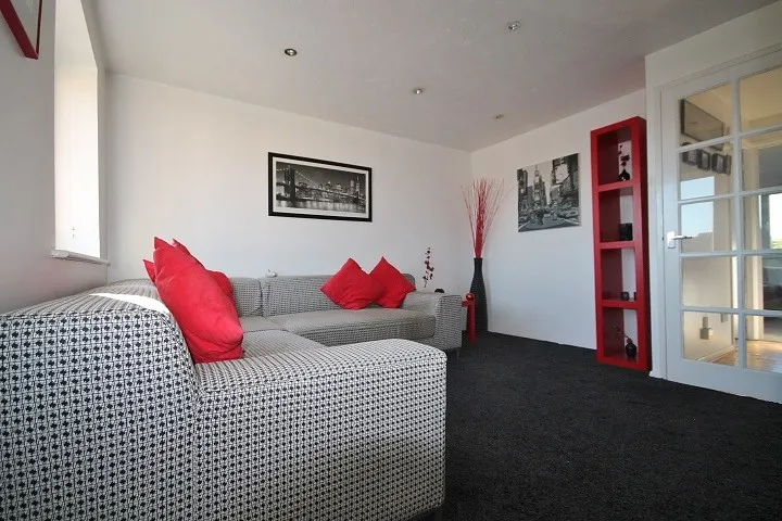 Feltham, Middlesex, photo 6