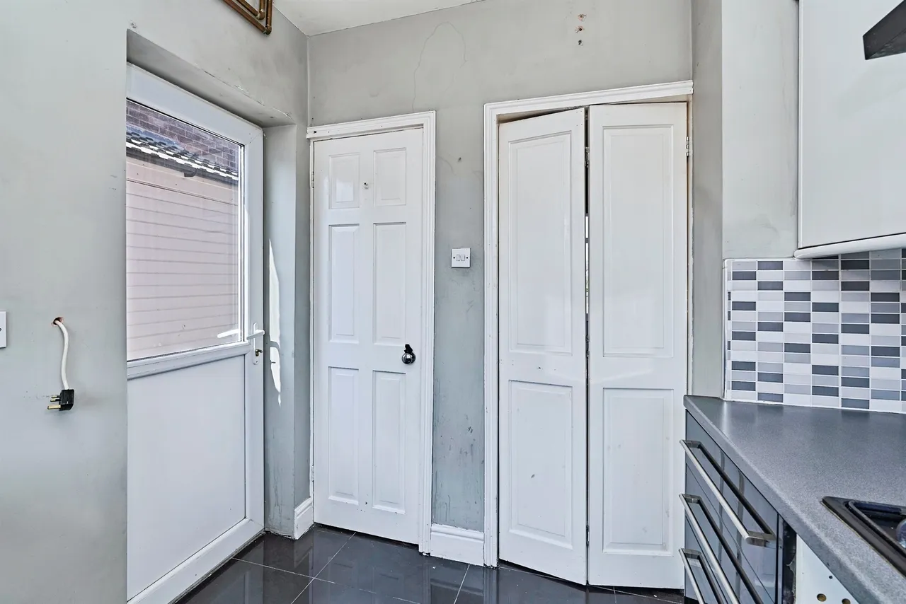 Kent Road, Wednesbury, WS10, photo 16