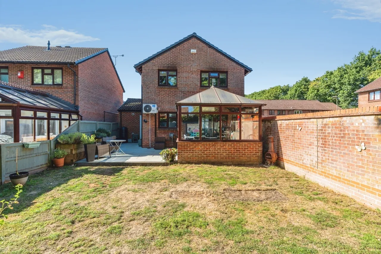 Wellers Close, Totton, SO40, photo 15