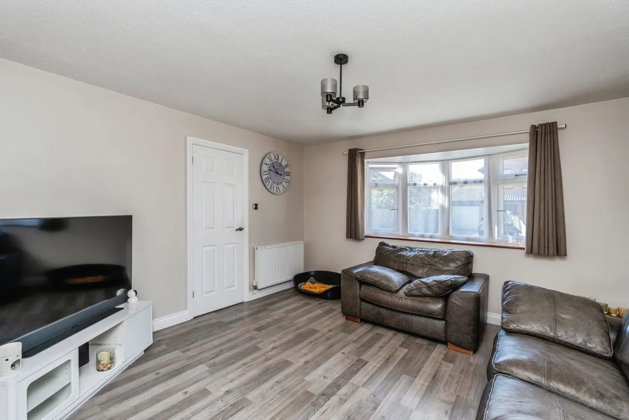 Wellers Close, Totton, SO40, photo 3