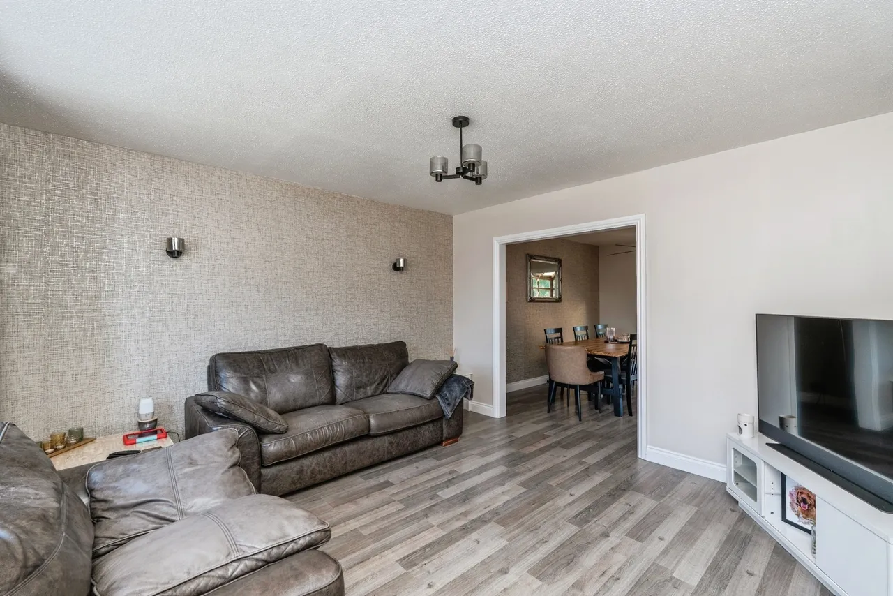 Wellers Close, Totton, SO40, photo 18
