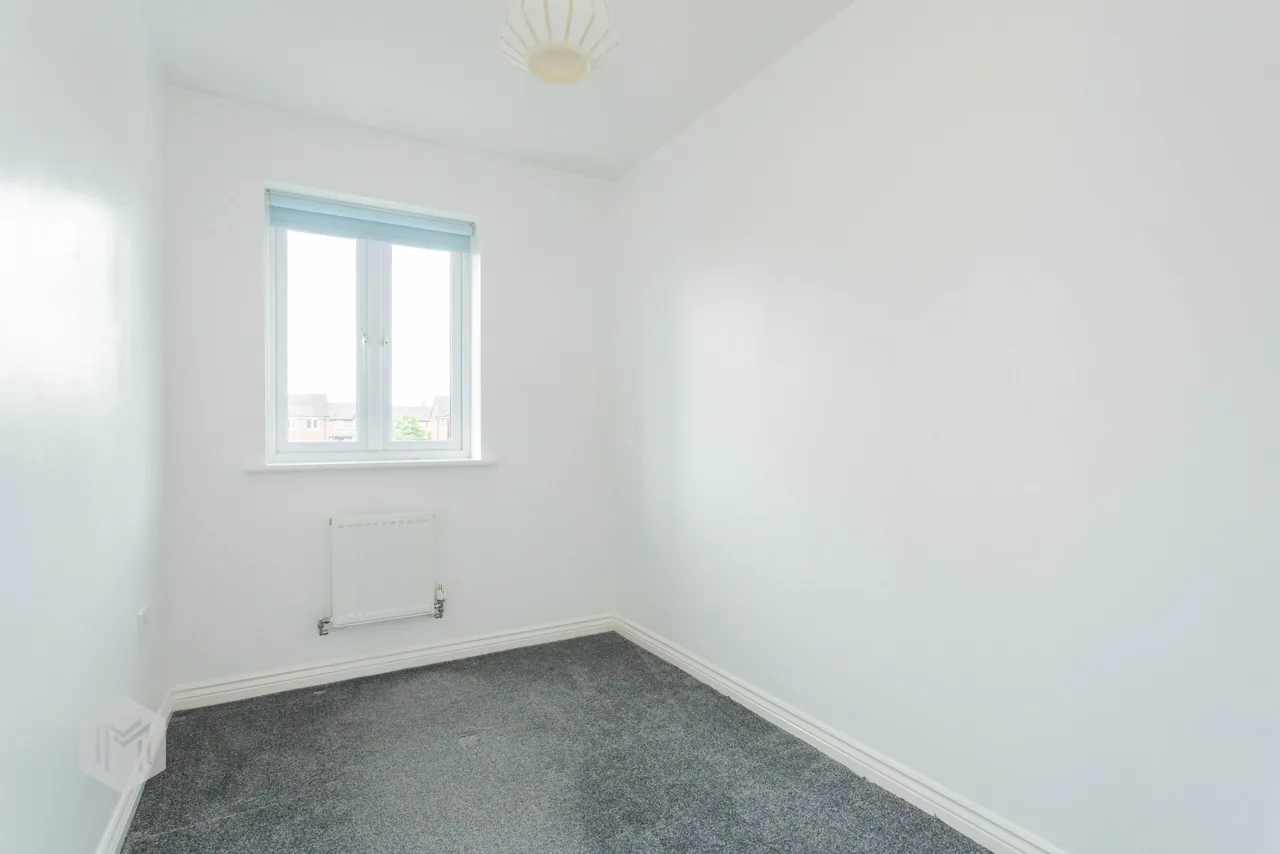 Textile Way, Bolton, BL1 8GE, photo 16