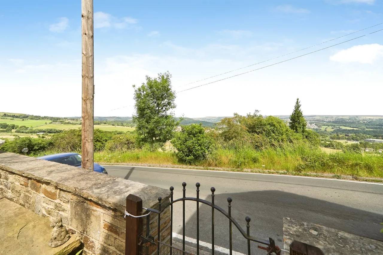 North Bank Road, Bingley, BD16, photo 18