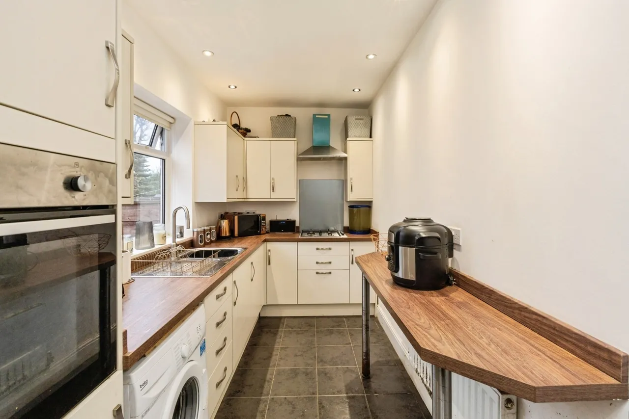 Secker Avenue, Warrington, WA4, photo 5