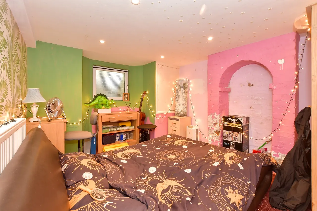 Queens Road, Faversham, ME13, photo 7
