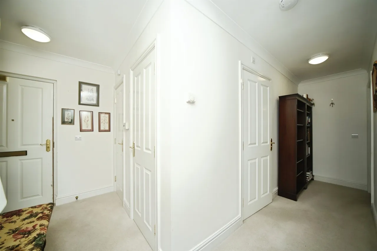 Kinglake Drive, Taunton, photo 10