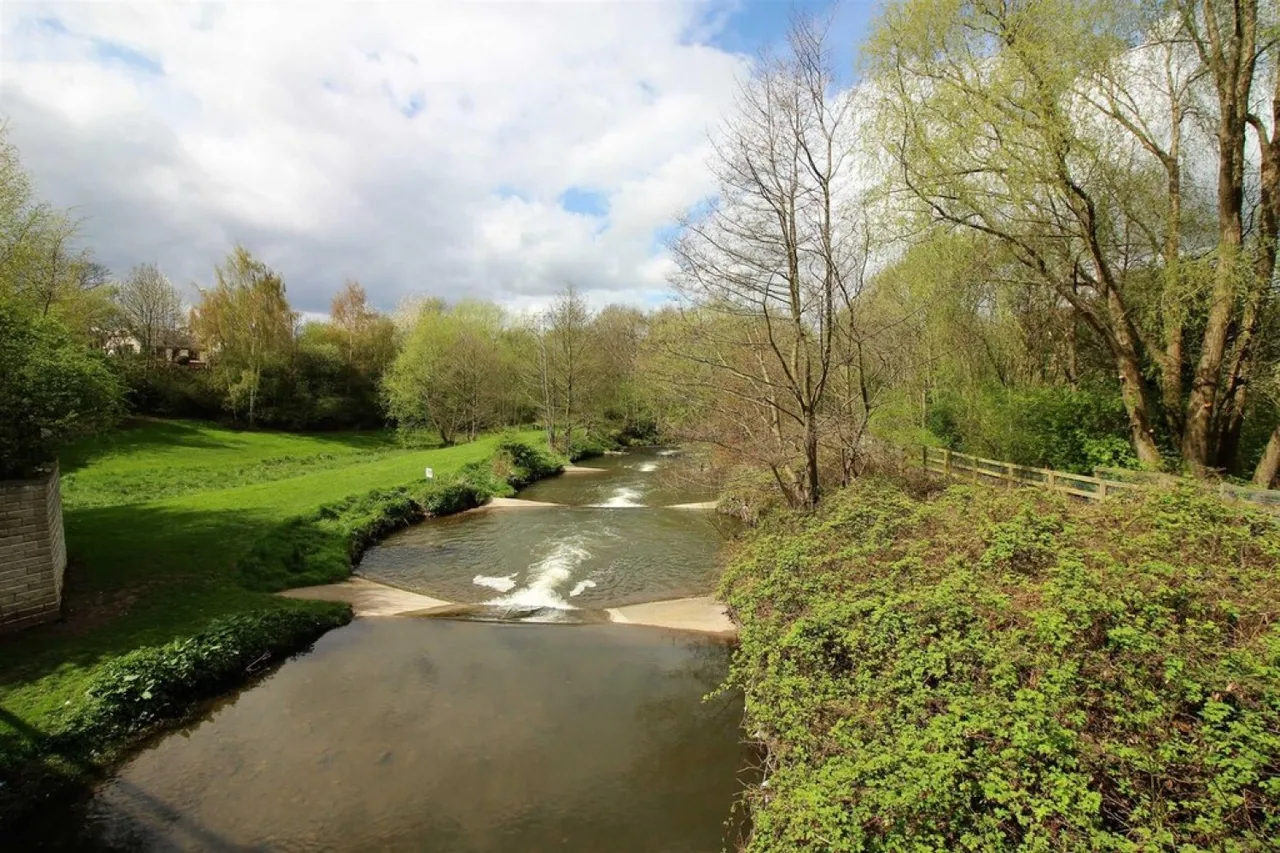 Mereside, Waterloo, HD5, photo 9