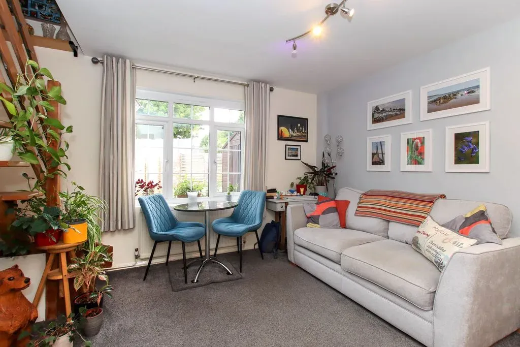 Grove Gardens, TRING, Hertfordshire, HP23 5PY, photo 9