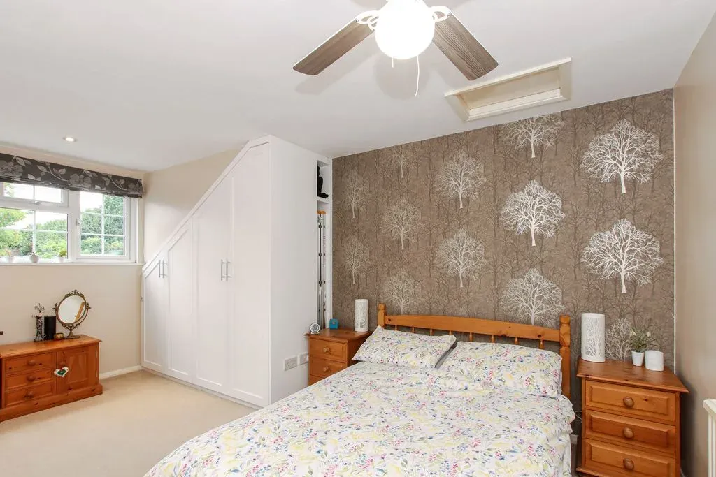 Grove Gardens, TRING, Hertfordshire, HP23 5PY, photo 5