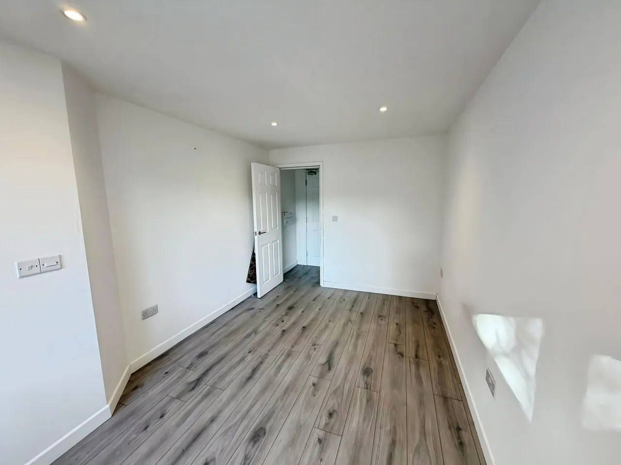 Whitsed Street, Eastfield, PE1, photo 7