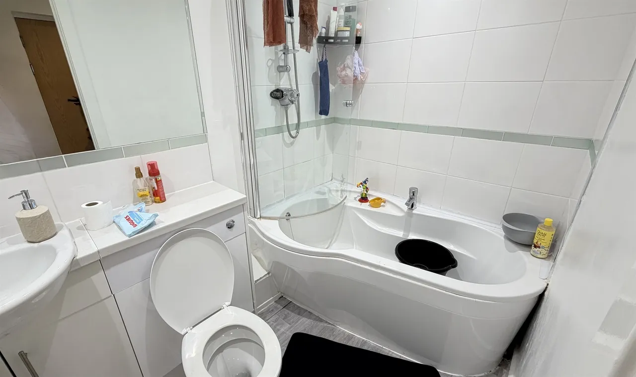 North Road, Cardiff, CF14, photo 6