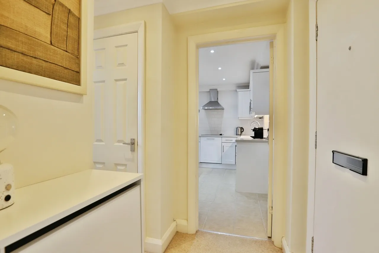 Sea Road, Boscombe, BH5, photo 12