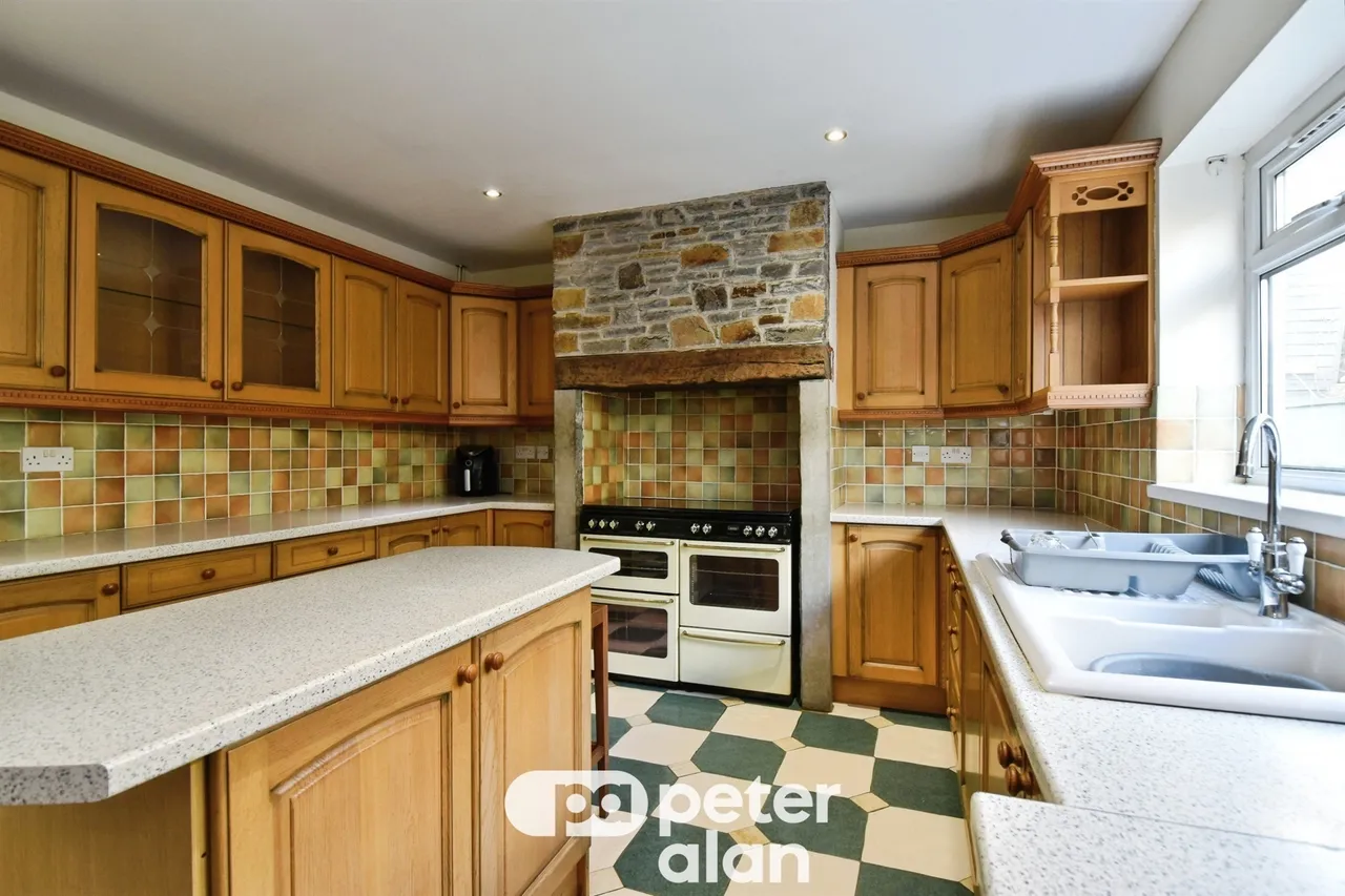 Taff Fawr Close, Merthyr Tydfil, CF48, photo 4