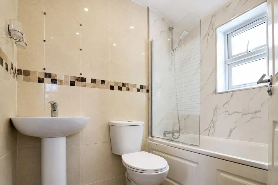 Northcote Road, London, E17, photo 5