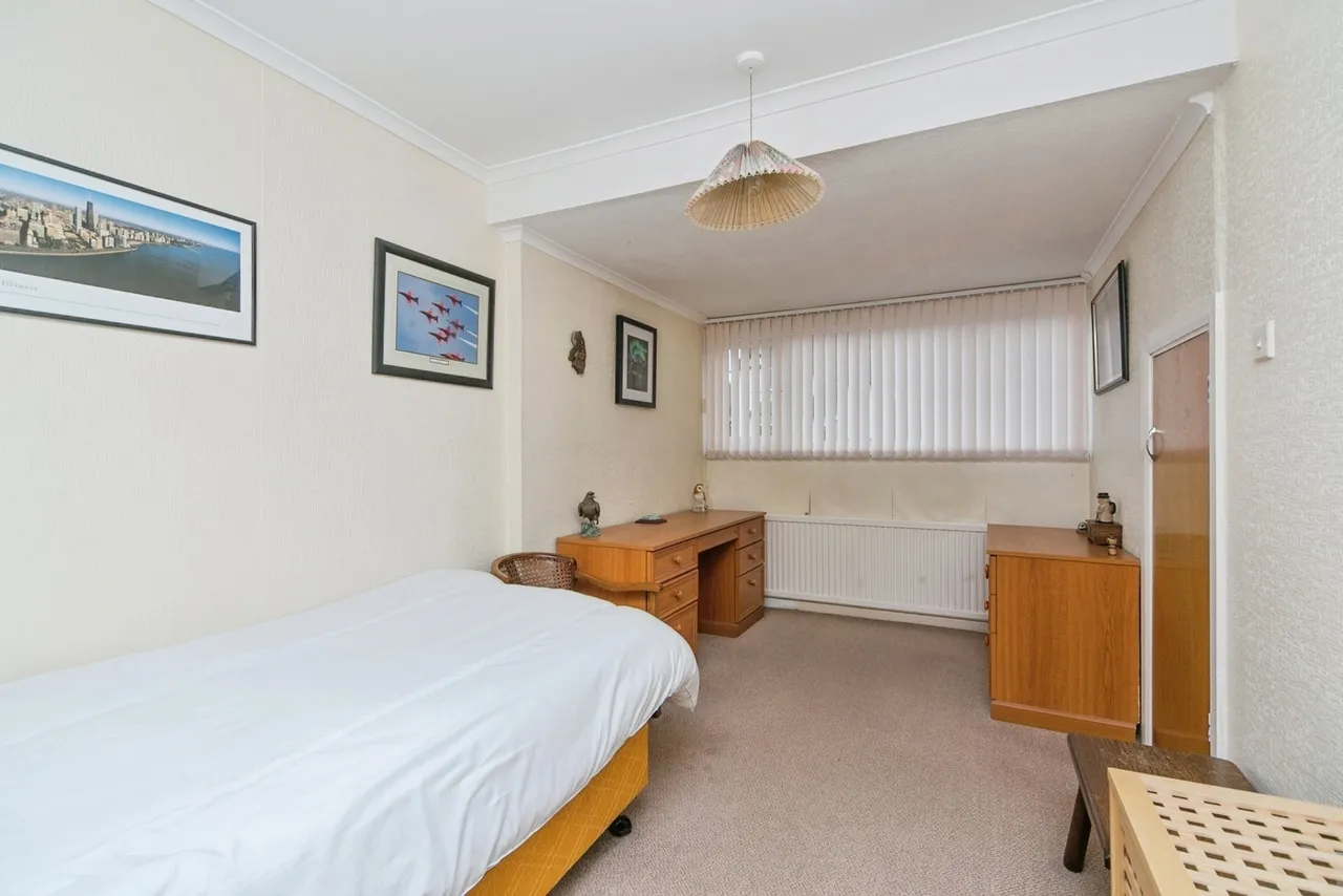 Lwyd Grove, Colwyn Bay, LL29, photo 15