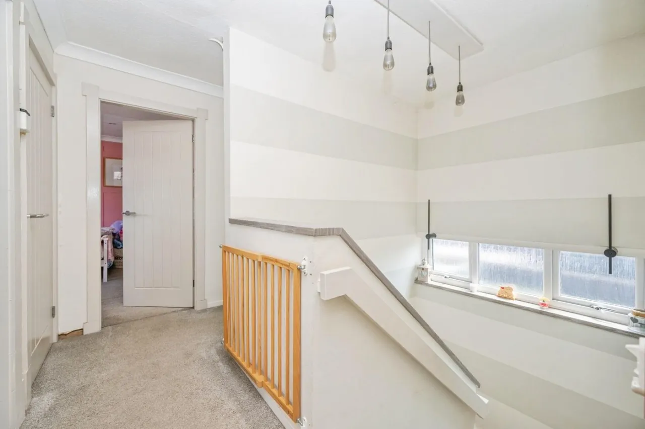 Clifton Avenue, Tamworth, B79, photo 10
