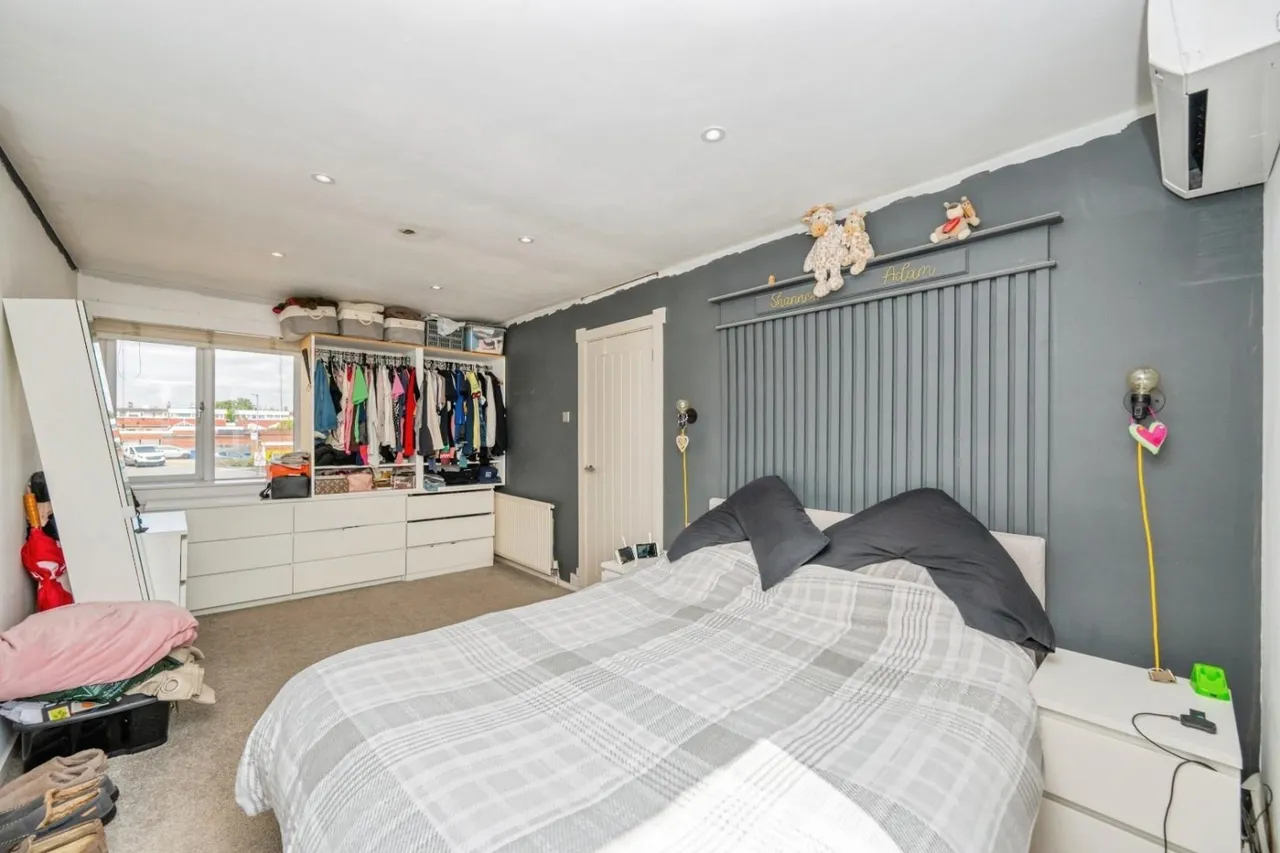 Clifton Avenue, Tamworth, B79, photo 12