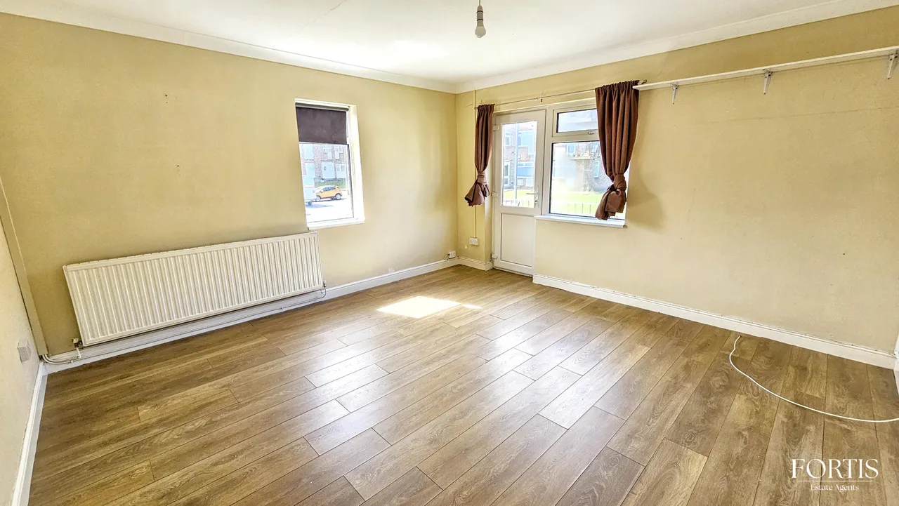 Greenland Crescent, Cardiff, CF5, photo 3